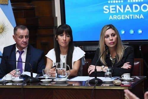 Aumento polémico: los senadores cobrarán $5 millones desde este lunes