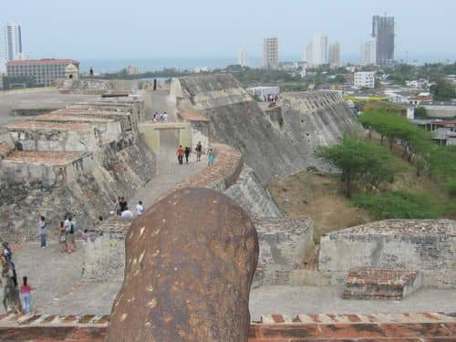 Cae la Torre de Aquarela, un agravio al patrimonio de Cartagena