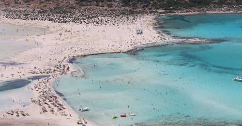 Canarias se planta contra el turismo masivo: miles de personas se manifiestan en las ocho islas