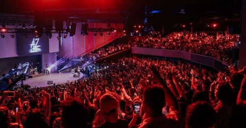 Carin León llega a los cines con su concierto en la Plaza de Toros