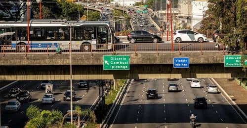 Choque entre colectivos en Retiro: 7 heridos