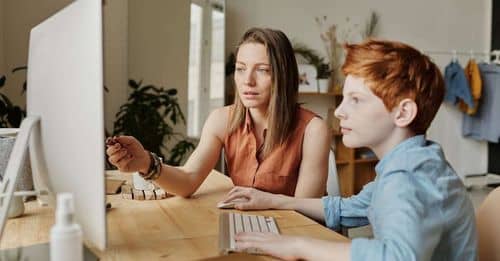 Comienzan los Pagos de los Vouchers Educativos para Familias de Colegios Privados