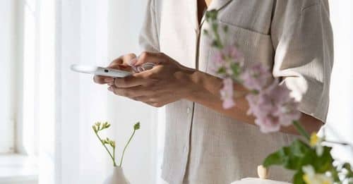 Compras ocultas: Mujer es descubierta por las cámaras de su esposo