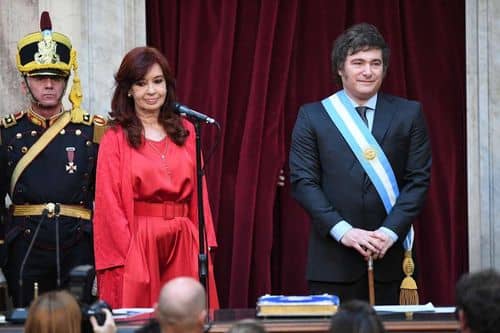 Cristina Kirchner revela su charla con Milei: "Tiene prejuicios, se le van a caer en la realidad"