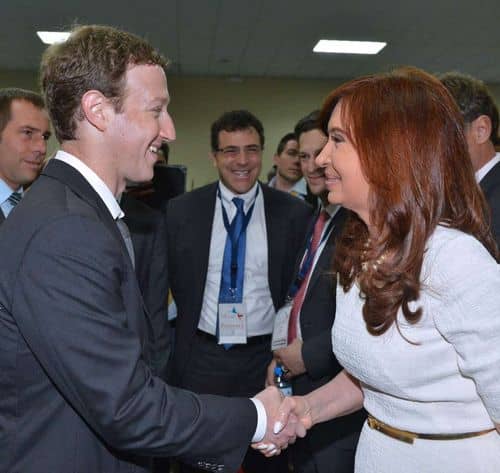 Cristina Kirchner y Ricardo Quintela buscan avales para la interna del PJ