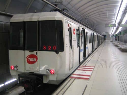 Desprendimiento en el Metro de Barcelona interrumpe la L3 entre Lesseps y Liceu