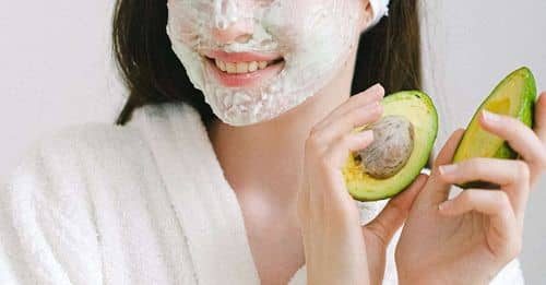 El aguacate: un aliado infalible para la salud de tu cabello