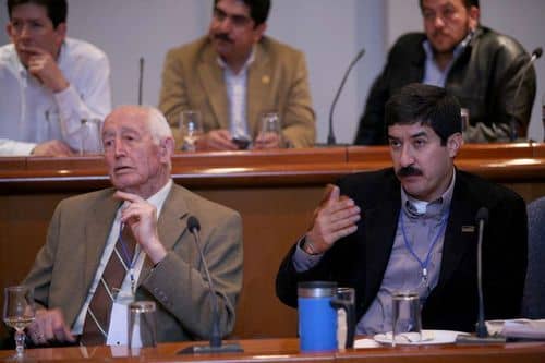 El PAN pide al INE que declare inelegible a Javier Corral como senador