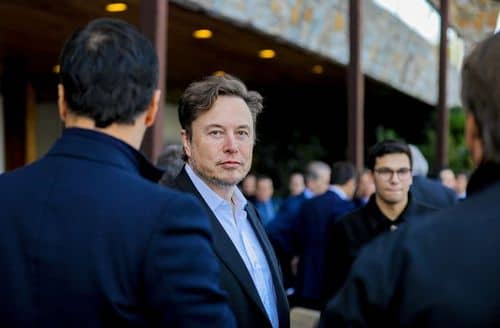 Elon Musk predice un futuro con inteligencia artificial avanzada: "Ninguno de nosotros tendrá trabajo"