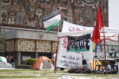 Estudiantes de la Universitat de València ocupan Facultad de Filosofía en protesta por colaboración con Israel