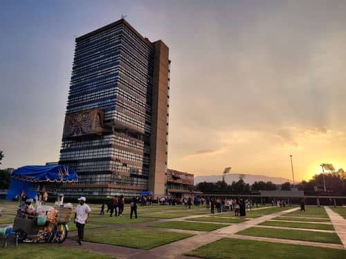 Excelencia académica: seis jóvenes obtienen puntaje perfecto en el examen de admisión a la UNAM