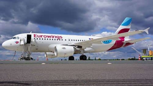 Facua denuncia a Wizz Air, Transavia y Eurowings por cobrar sobreprecios por equipaje de mano