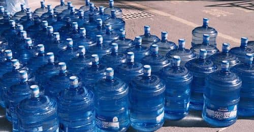 Garrafones de agua a 7 pesos en la CDMX con 'Agua Bienestar'