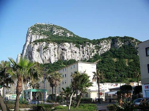 Gibraltar: La disputa territorial se reaviva en medio de "afrentas y desafíos"