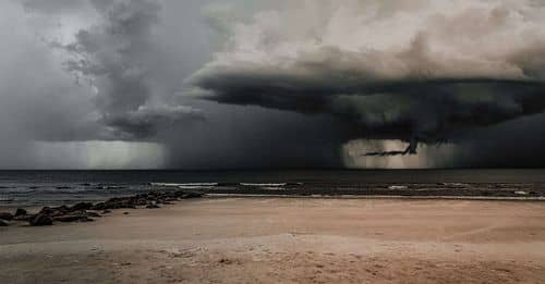 Huracán Beryl se aleja de Colombia, pero deja restricciones en La Guajira