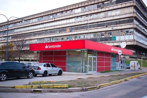 Ignacio Juliá, nuevo CEO de Banco Santander España en una ronda de cambios directivos