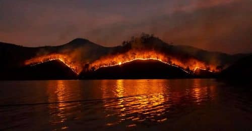 Incendios forestales en Castilla-La Mancha: efectivos del Infocam trabajan para controlar las llamas