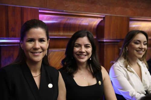 Irene Vélez asume como Cónsul de Colombia en Londres para promover la paz y la justicia ambiental