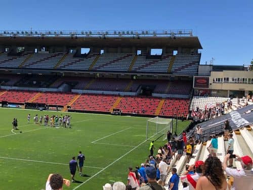 La Comunidad de Madrid remodela el Estadio de Vallecas para que el Rayo se quede