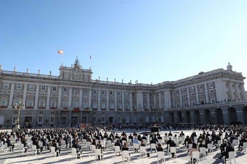 La Comunidad de Madrid sigue exigiendo deudas de residencias a familiares de fallecidos