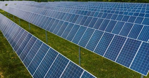 La energía solar fotovoltaica: luces y sombras en un sector en constante evolución