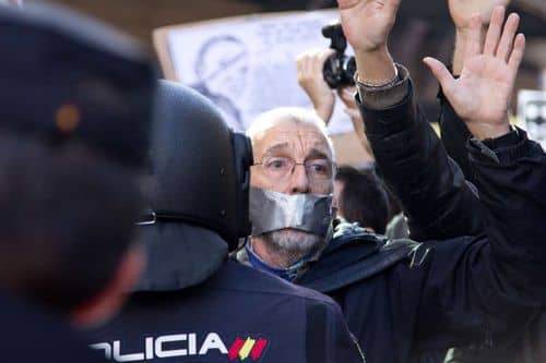 La ley mordaza y sus consecuencias: 1.292 millones de euros en multas desde 2015