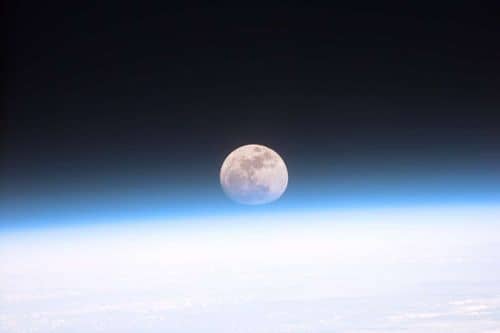 La NASA revela el "lado oscuro" de la Luna con imágenes de alta calidad