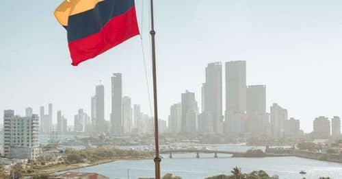 La paz urbana en Colombia: avances y desafíos en Buenaventura, Medellín y Quibdó