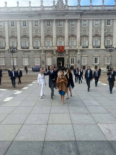 La Princesa Leonor conduce por primera vez en Palma de Mallorca