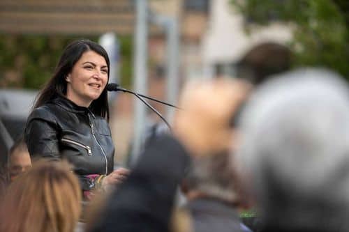 Laudelina Peña despide a su abogado tras acusarlo de soborno y presión