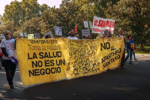 Multitudinarias protestas en Andalucía contra el deterioro de la sanidad pública