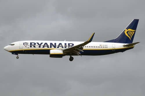 Ryanair actualiza sus previsiones y estabiliza la situación