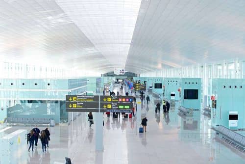 Salvador Illa reactiva la comisión técnica para ampliar el Aeropuerto de Barcelona