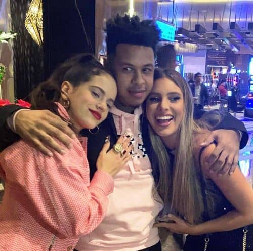 Shakira celebra con Belinda, Kenia Os y Danna Paola el lanzamiento de "Soltera"