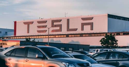 Tesla reduce personal temporal en Grünheide tras recortes globales