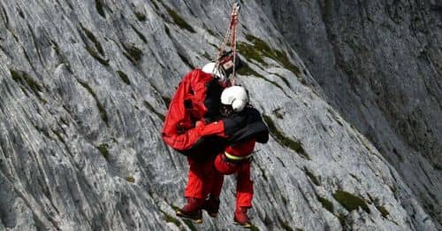 Tragedia en el aire: Encuentran muerto a parapentista en Barbosa