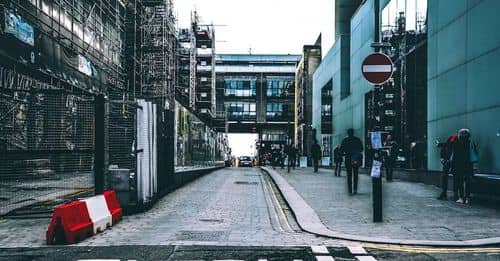 Vecinos del Jordán Séptima Etapa intervienen calle 70 ante deterioro