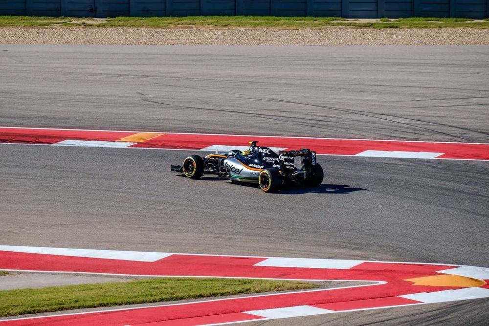 Checo Pérez: ¡No te rindas, cabr#n!, una mirada íntima a la vida del piloto mexicano