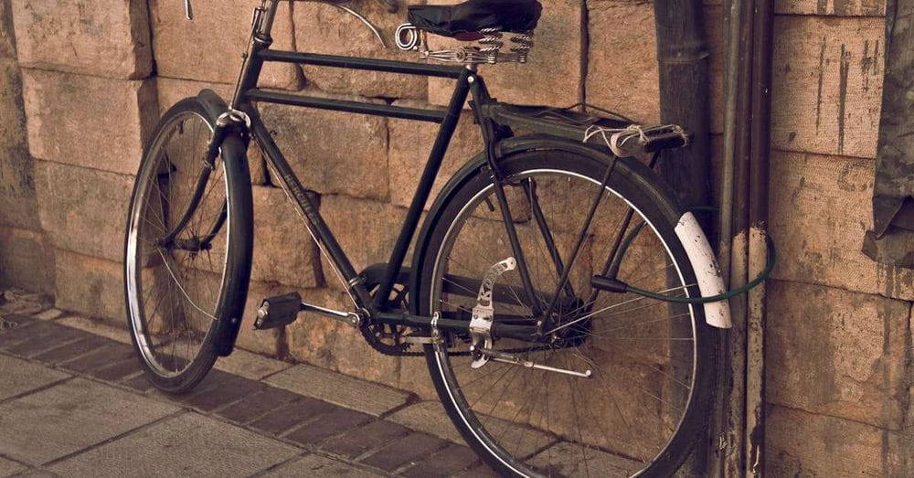 El coleccionista bogotano que sueña con un museo para sus bicicletas antiguas