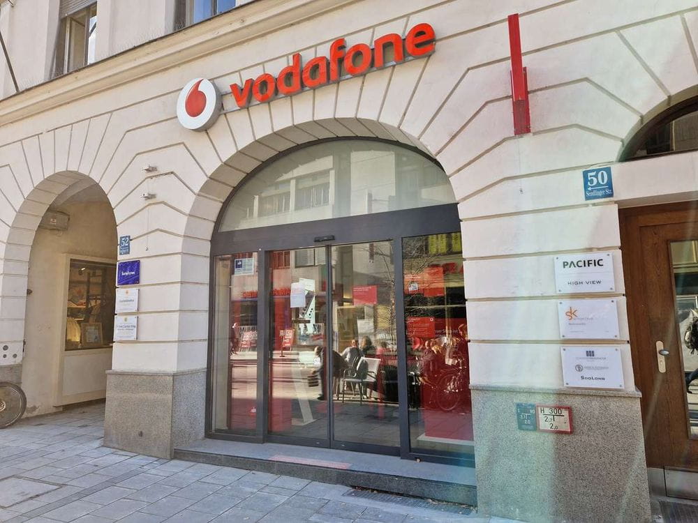 El fondo británico Zegona compra el negocio de Vodafone España por 5.000 millones de euros