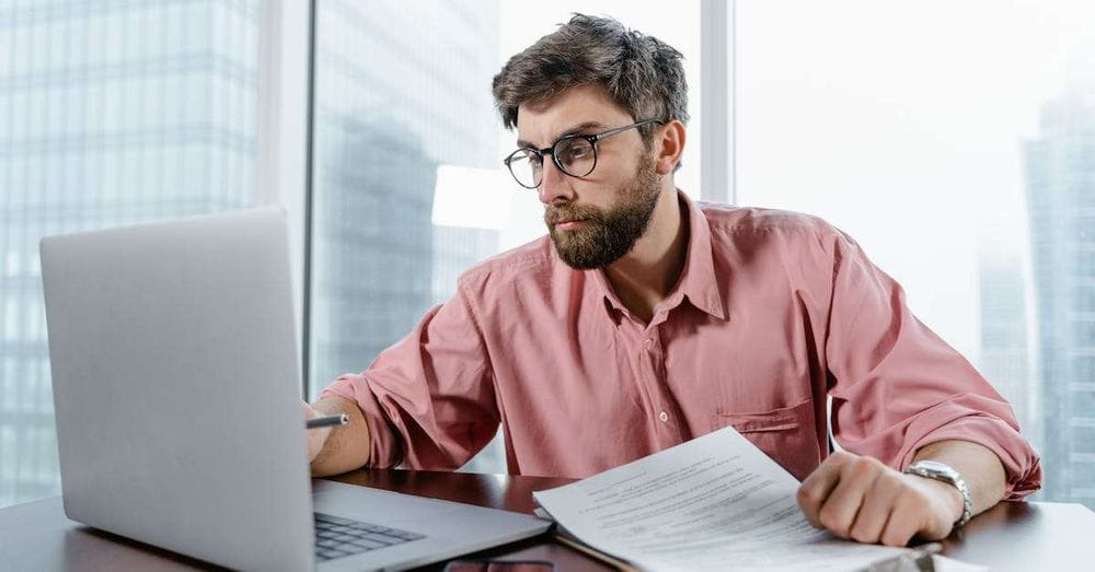 Guía para proteger tus finanzas durante una transición laboral