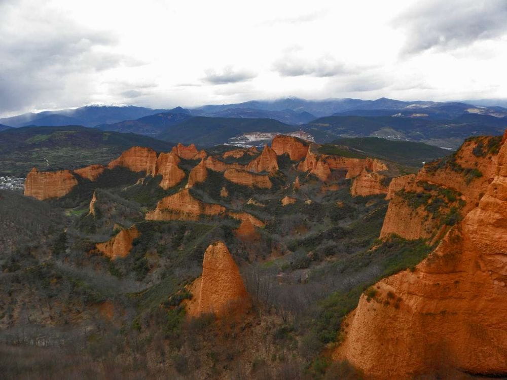 Inteligencia artificial aplicada al turismo para un mejor entendimiento del flujo de visitantes