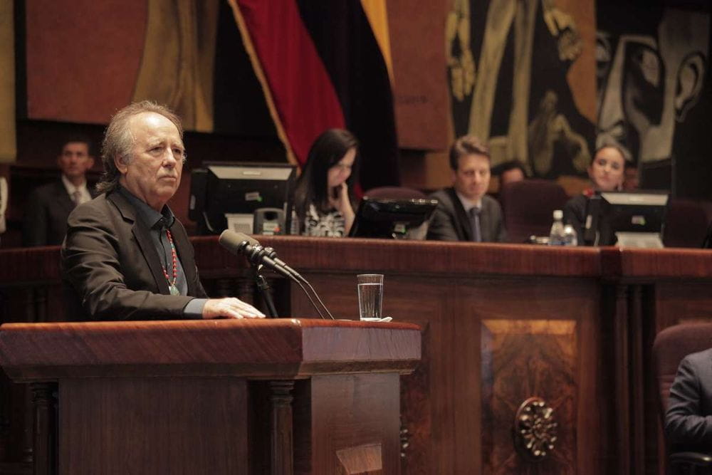 Joan Manuel Serrat encuentra su identidad tras retirarse de los escenarios