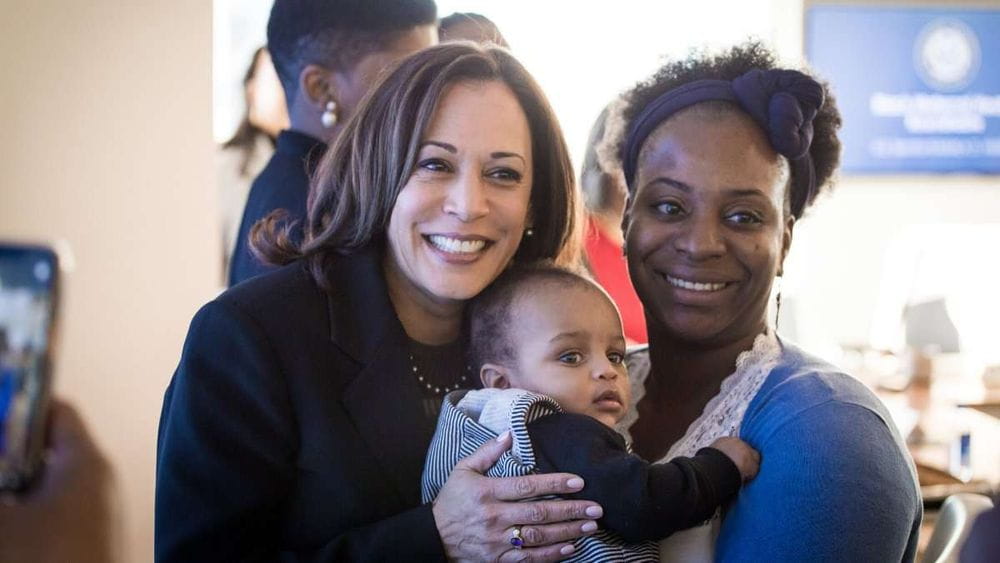 Kamala Harris en riesgo en Pensilvania, Míchigan y Wisconsin