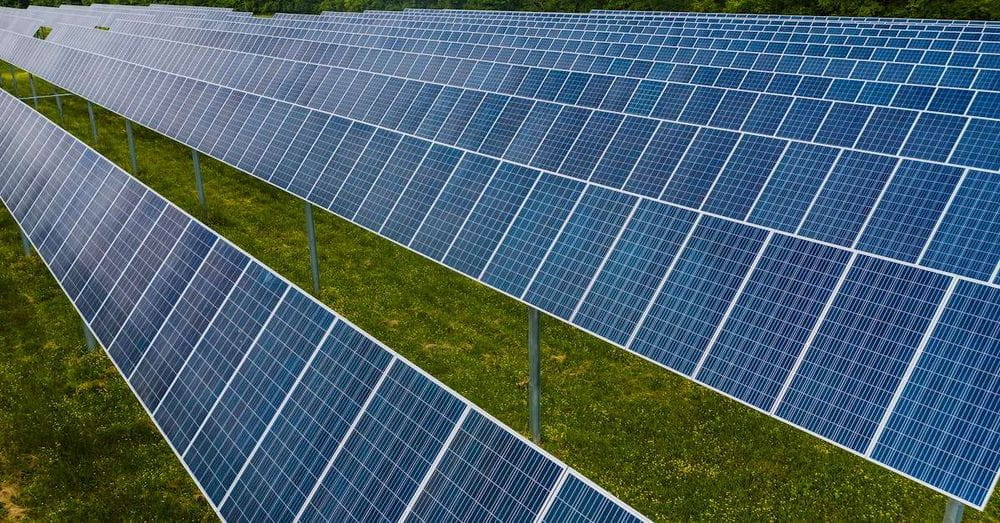 La energía solar fotovoltaica: luces y sombras en un sector en constante evolución