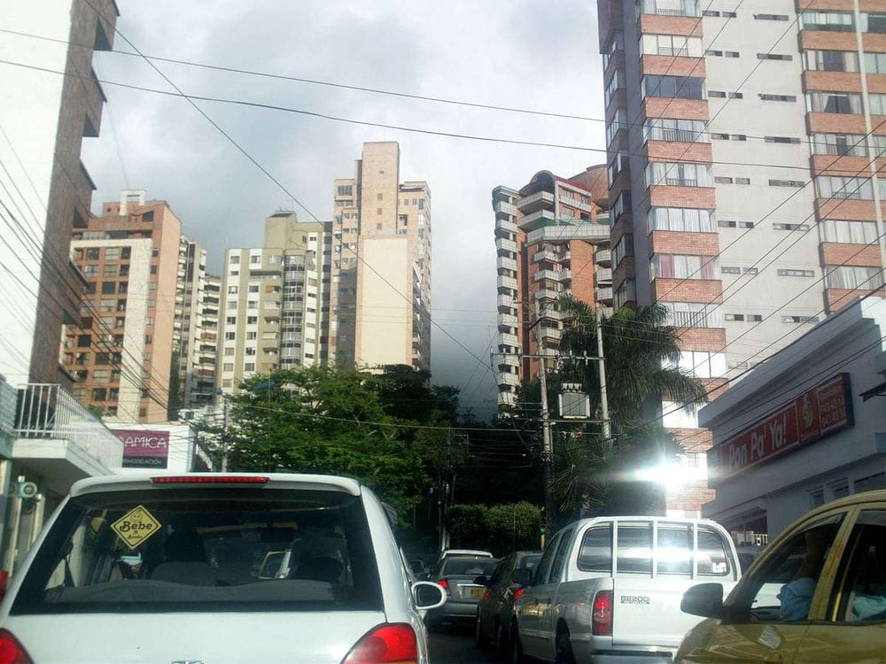 Lluvias torrenciales provocan inundaciones y daños en Bucaramanga