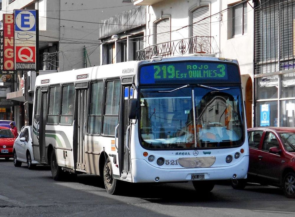 Paro de colectivos en el conurbano por ataque a un chofer: varias líneas afectadas