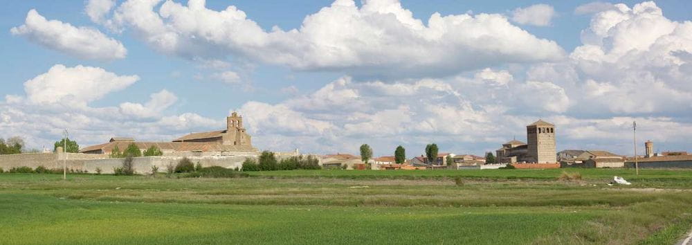 Rapariegos, el pueblo de la suerte que enamora por su patrimonio