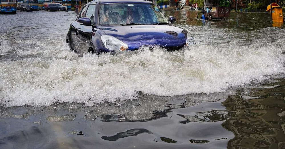 Tormentas y frentes fríos azotan México, alertan por lluvias torrenciales y trombas marinas