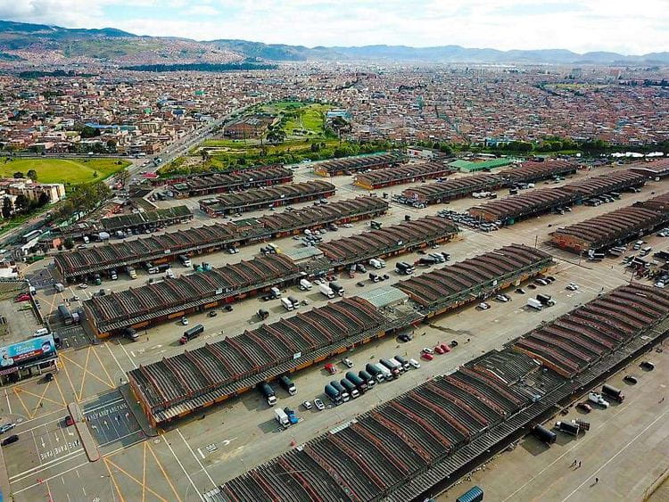 Bogotá al borde del desabastecimiento por los bloqueos del paro camionero